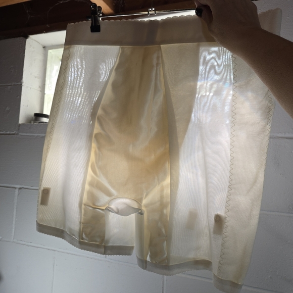 Vtg SEK CEE Pantry Girdle Shaper Garter Girly Dress Up Deadstock Nwt Plus 6x Usa - Picture 4 of 8